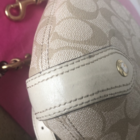 ❌SALE ❌AUTHENTIC COACH BAG. - Picture 8 of 17